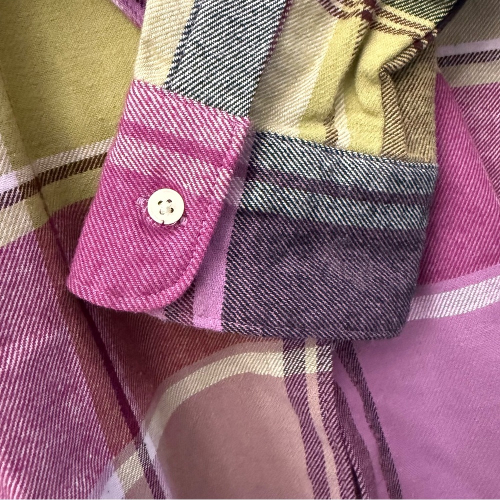 Old Navy NWT Pink Plaid Flannel Button Down size Large - Picture 3 of 17